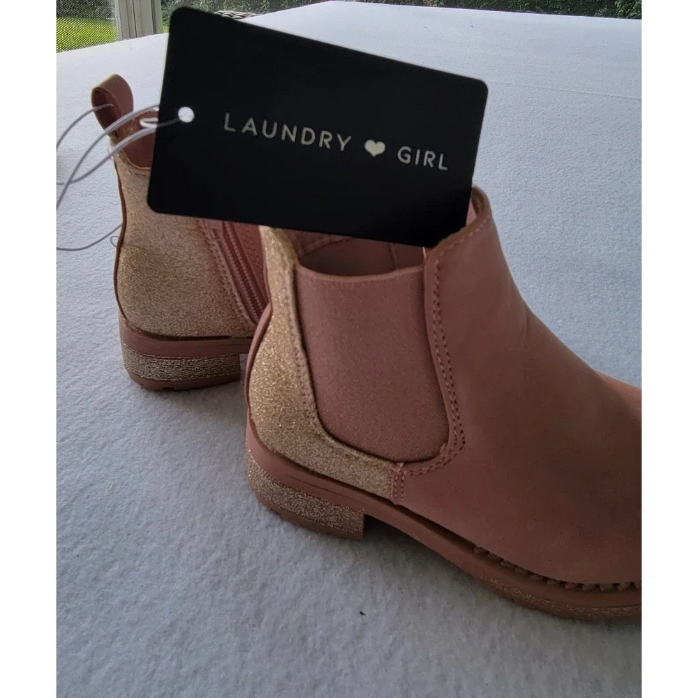 Laundry  Heart  Girls Ankle  Pink Boots‎ Size 8